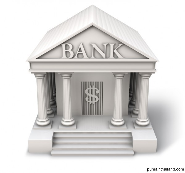 Счет в нормальном международном банке, европейском или американском, правда его надо открывать за границей