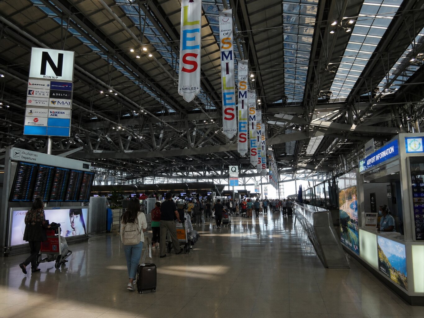 Терминал вылета аэропорта Суварнабхуми — аэропортный сбор PSC 2026