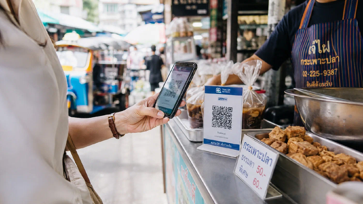 QR-код оплаты в Таиланде через приложение ВТБ Онлайн